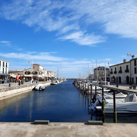 Appartement De Charme Sur Le Port De Marseillan Exterior foto